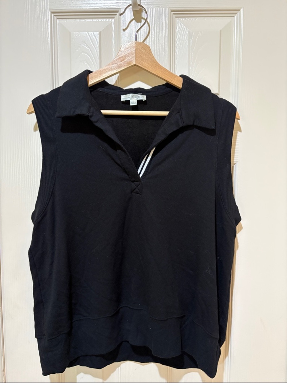 nine britton Black Sleeveless Polo Tank Top
